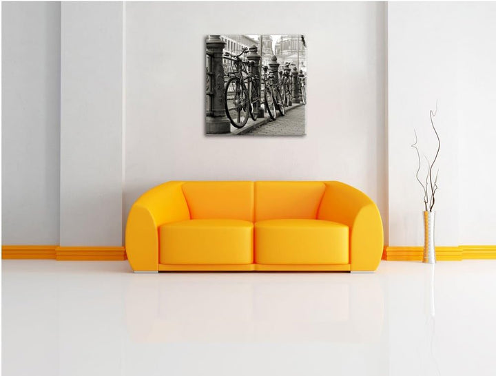 Pixxprint Fahrrad in Amsterdam 70x70cm Leinwandbild Wandbild Kunstdruck, 70x70