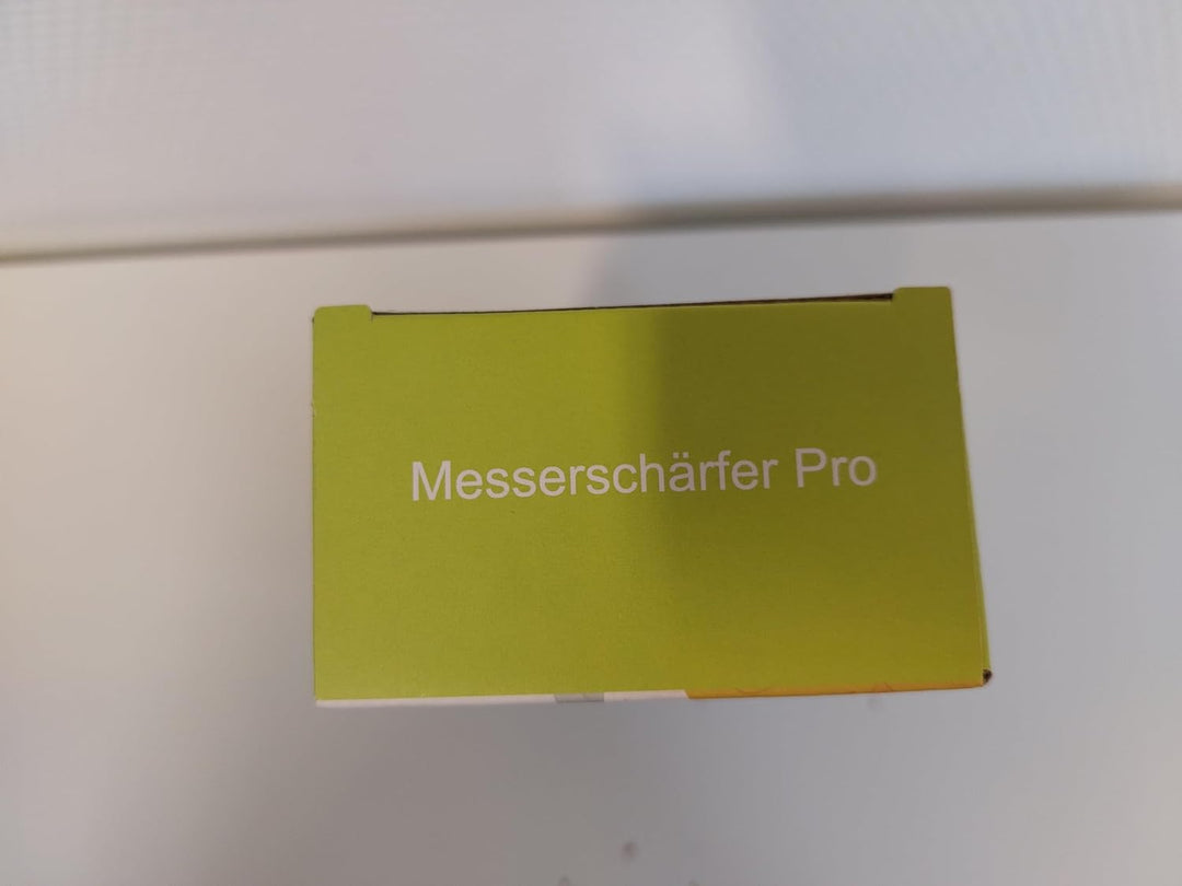 KÜCHENKOMPANE - Messerschärfer Pro, 3-Stufen Messerschleifer mit rutschfestem Griff & einfacher Bedi