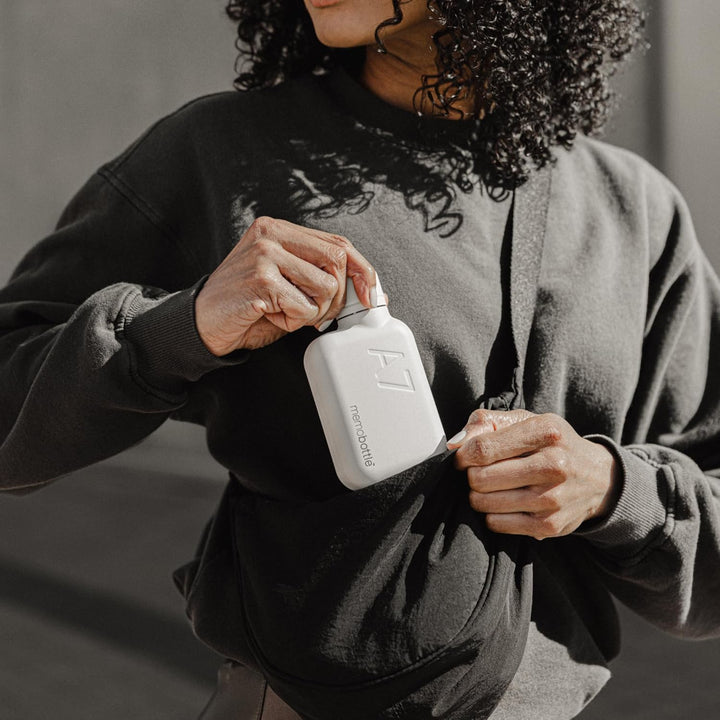 memobottle - EDELSTAHL (WEISS) | Robust, Auslaufsicher, Premium Trinkflasche | BPA-frei | Ideal für