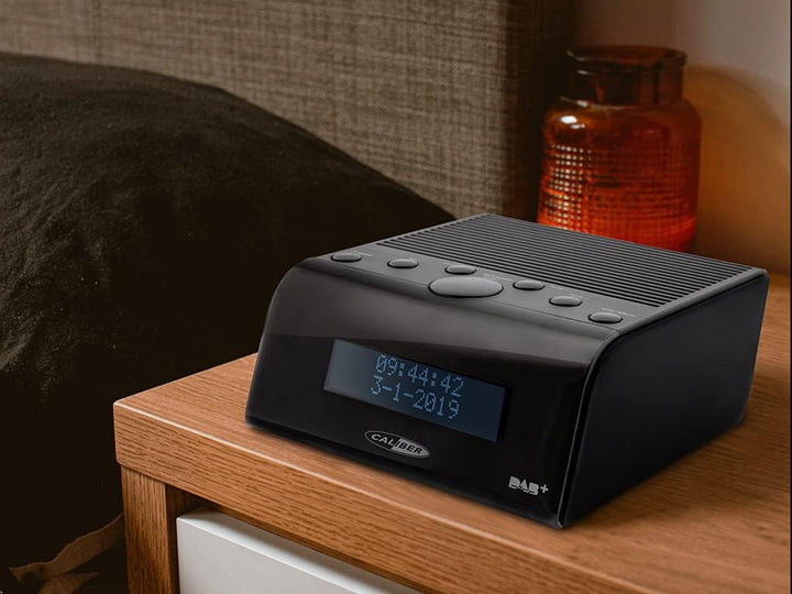 Caliber Radio wecker - Doppelter Alarm mit Schlummerfunktion - DAB Plus - FM - LCD-Anzeige - Strom o