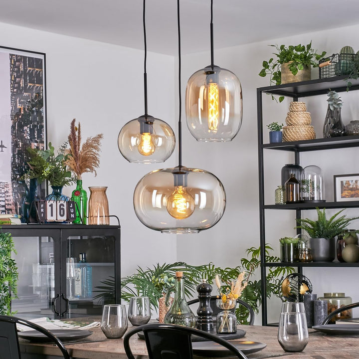 HOFSTEIN Hängeleuchte Apedo, 3-flammige Hängelampe aus Metall/Glas in Schwarz/Bernstein/Klar, modern