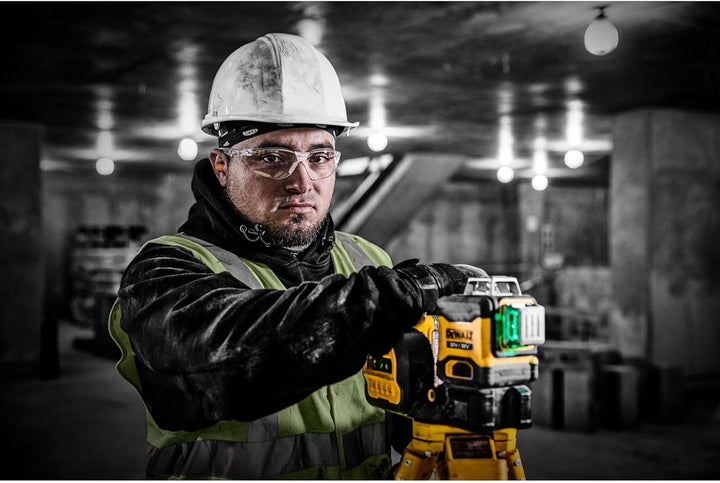 Dewalt 360° Akku-Multilinienlaser Grün DCE089D1G18 (selbstnivellierend, Genauigkeit +/- 3mm auf 10m,