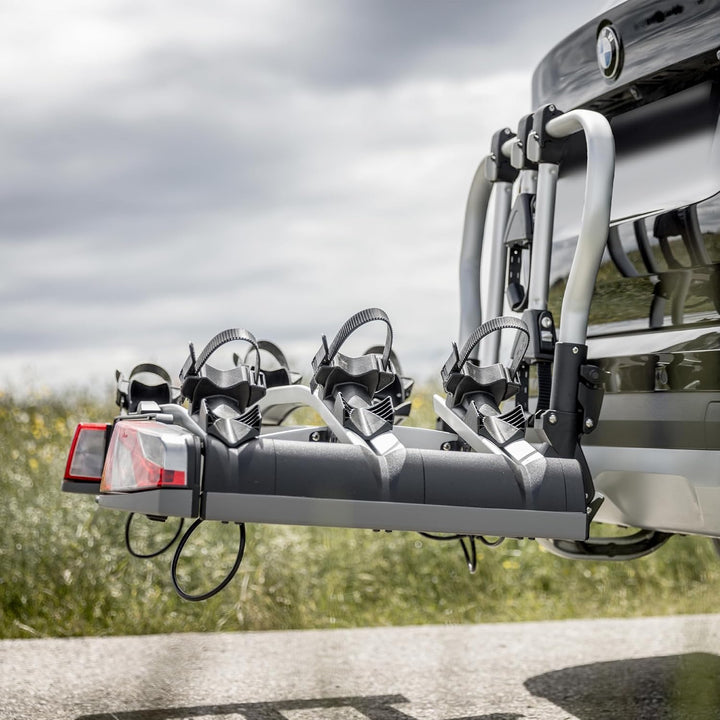 Atera 022701 PKW Fahrradträger Strada Evo 3, Auto-Kupplungsträger mit Rückleuchten - für 3 Fahrräder