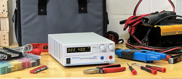 PeakTech 1580 – Labornetzgerät DC 1-32V / 0-30A mit USB, LED-Anzeige, DC-Schaltnetzteile, Stromverso