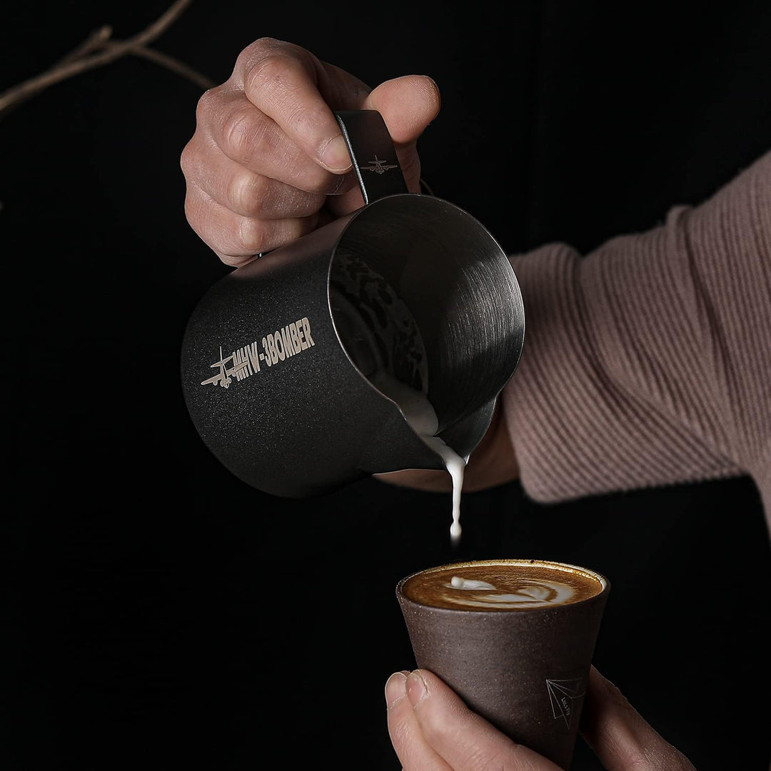 MHW-3BOMBER Espresso Milchkännchen Milk Pitcher 500ml Milchschaumtank Espresso Milchschaumtank Edels