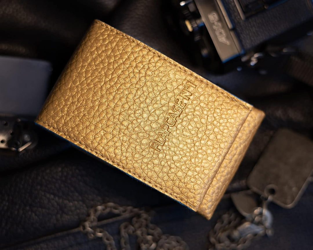 FLAPCASE N°1 • Gold ONE • Designer Zigarettenetui, Made in Austria, Leder vegan Zigarettenbox für 19