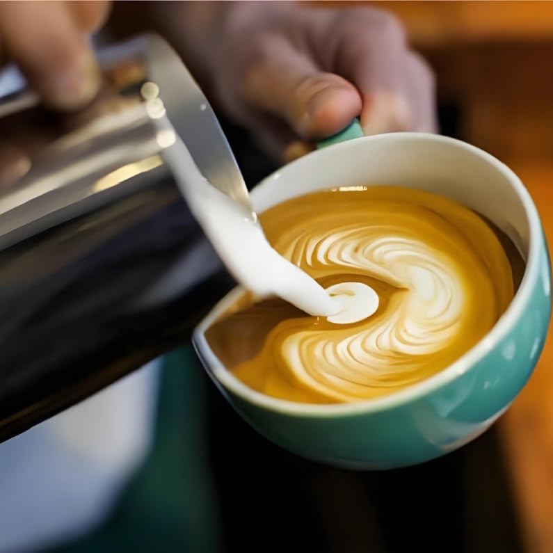 Milchkännchen 350ml 12oz Espresso Milchaufschäumkrüge 304 Edelstahl Barista Tasse für die Zubereitun