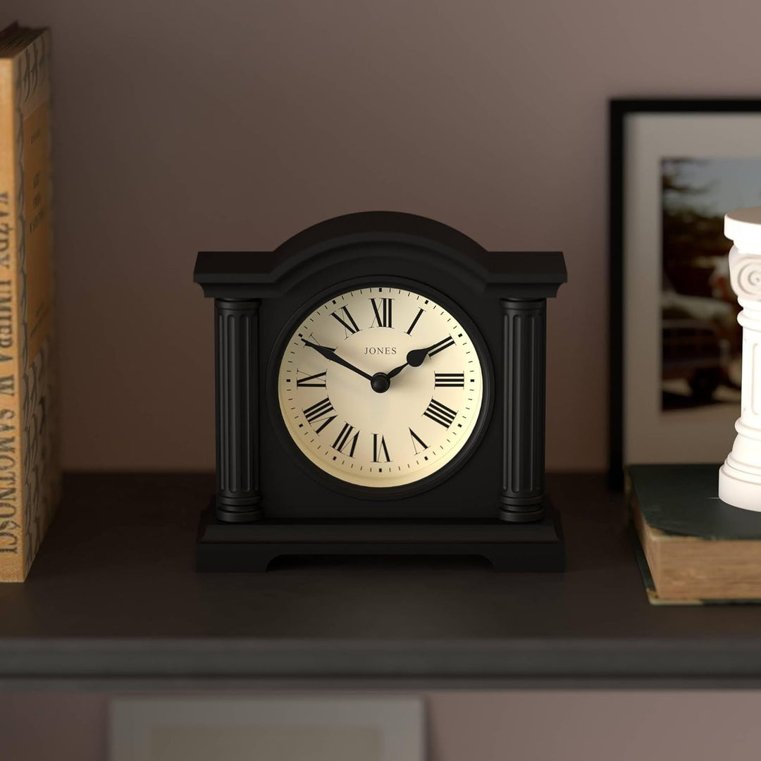 JONES CLOCKS® Kensington Kaminuhr | Klein Klassische Uhr mit gewölbtem Oberteil | Schwarz | Stilvoll