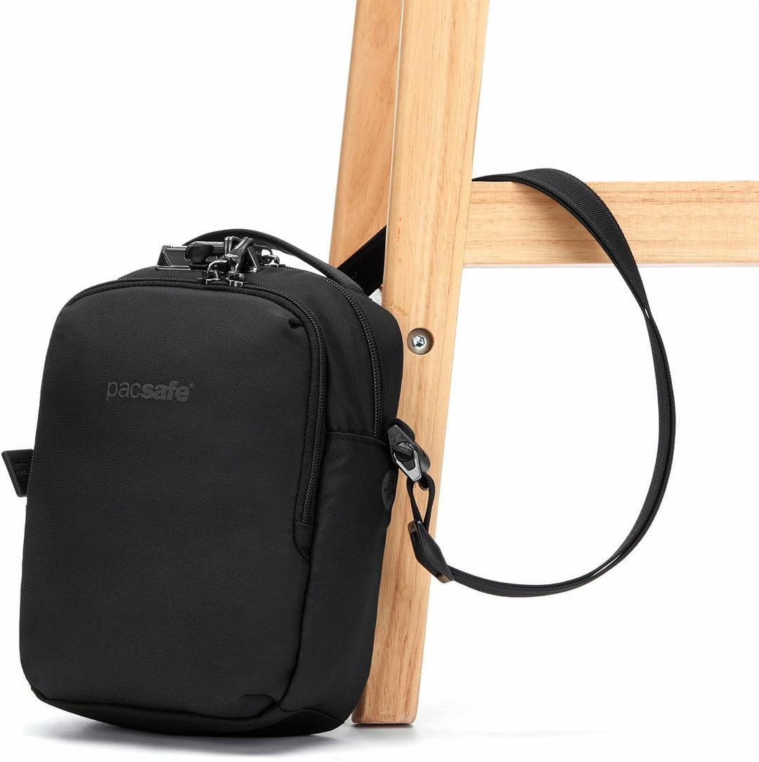 Pacsafe Pacsafe V Companion Crossbody Umhängetasche, Unisex, für Erwachsene Jet Black, Jet Black