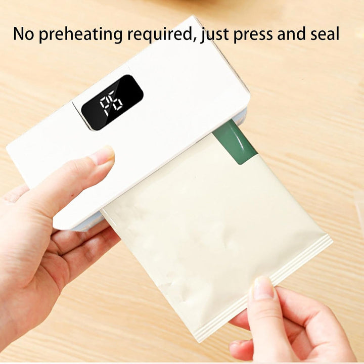 Mini Bag Sealer with Cutter And Magnet, 2 in 1 Portable Magnetic Snack Bag Sealer for Fridge Food St