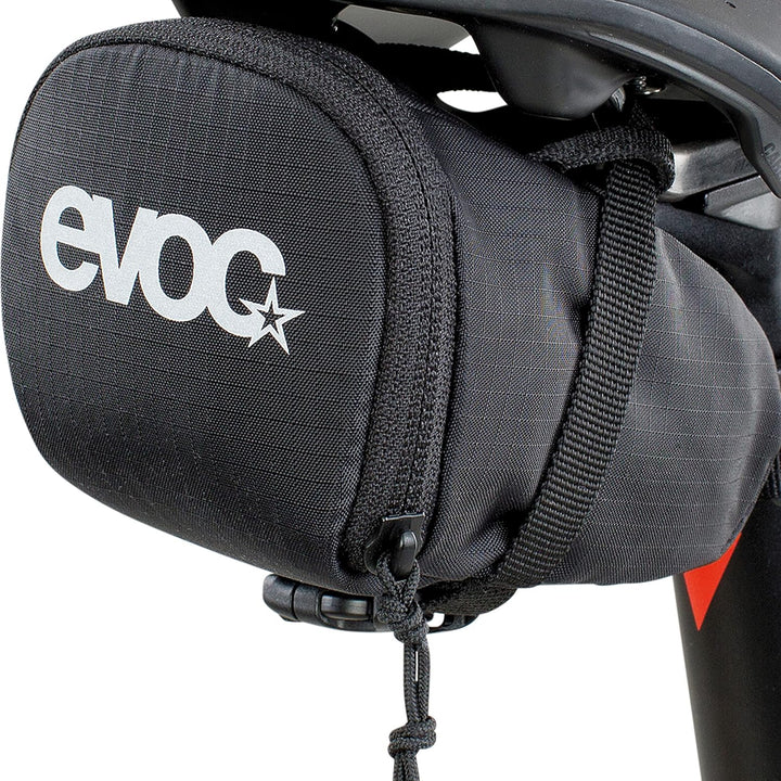 EVOC BIKE PACKING Fahrrad-Satteltaschen SEAT BAG, SEAT BAG TOUR und SEAT PACK BOA, kompakte Fahrrad-