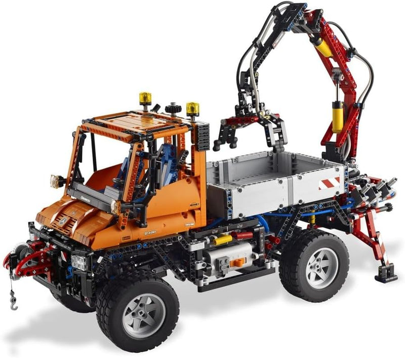 LEGO Technic 8110 - Unimog U400