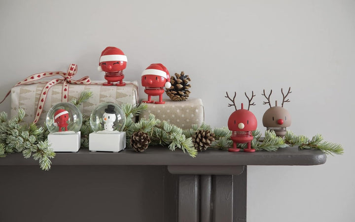 Hoptimist - Skandinavisches Design - Weihnachtsfigur - Small Reindeer Bumble - Berry - Höhe: 9 cm -