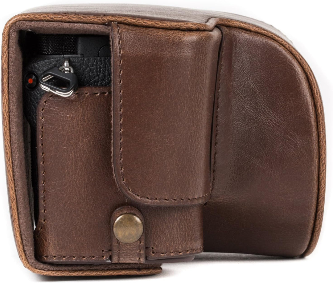 MegaGear Sony Alpha A6500 (16-50 mm) Ever Ready Leder Kamera-Case mit Trageriemen und Batteriezugang