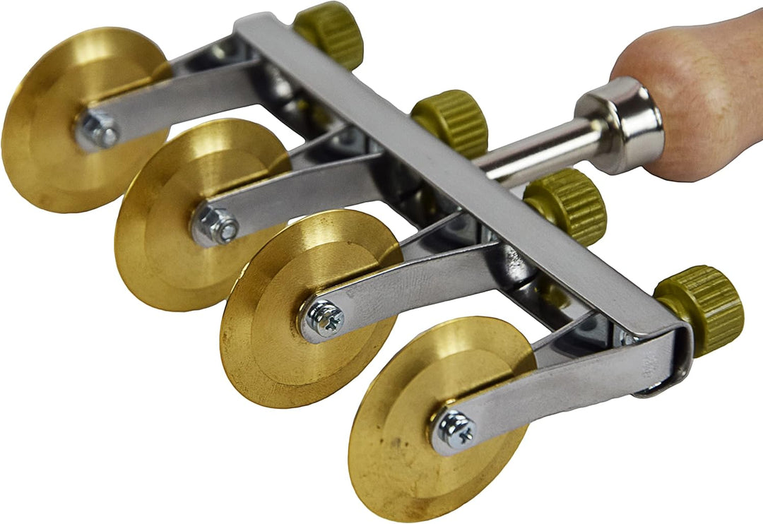 ELETTRO CENTER Art.439 Verstellbarer Nudelschneider mit 4 glatten Klingen aus Messing