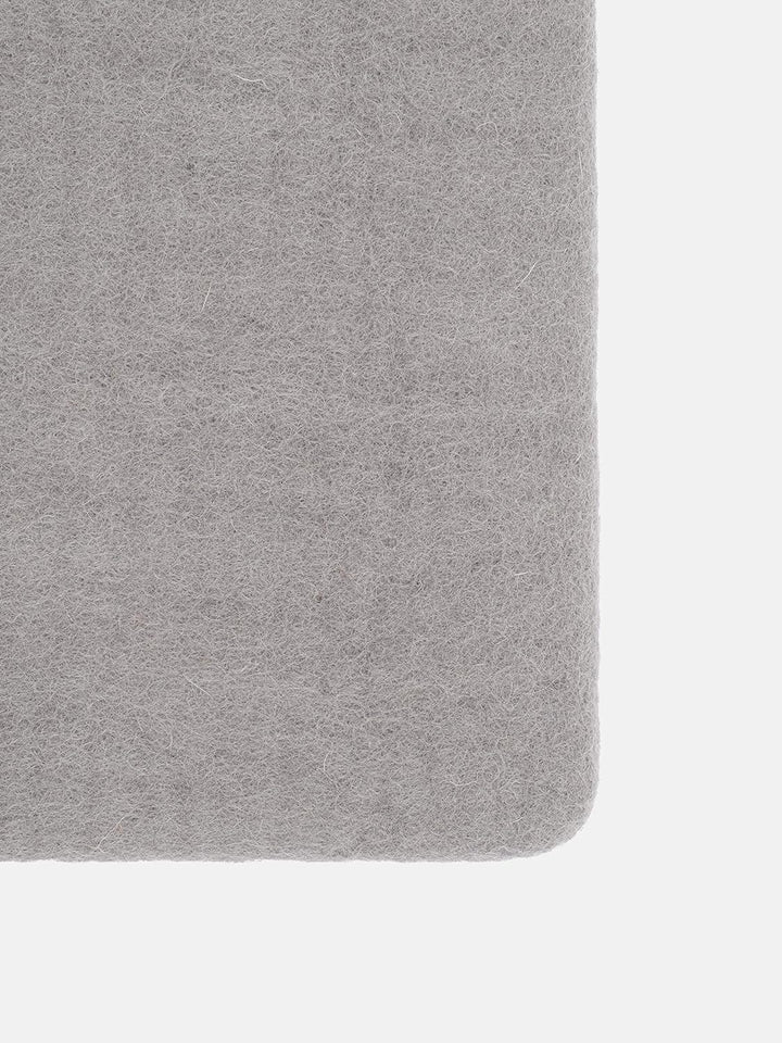myfelt Flache Filz Sitzauflage, Filz Stuhlauflage - Luis - quadratisch, 36x36 cm, Grau, Grau