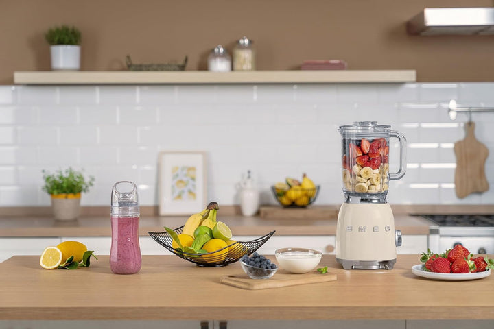 SMEG, BLF03CREU, 1,5 l Standmixer, 4 -Geschwindigkeitsstufen, 4 Automikprogramme, Abnehmbare Doppelk