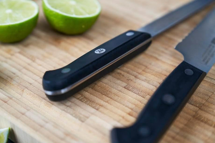 ZWILLING Gourmet Gemüsemesser, 8 cm, Rostfreier Spezialstahl, Ergonomischer Kunststoff-Griff, Schwar