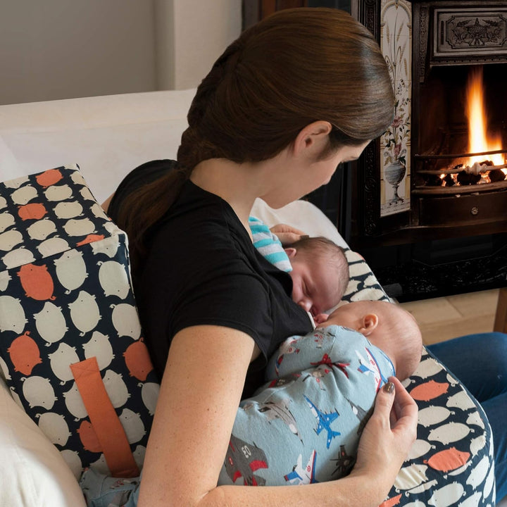 Peanut & Piglet Zwillingsstillkissen – von Einer Mutter mit Zwillingen Designed zum Tandem-Stillen.