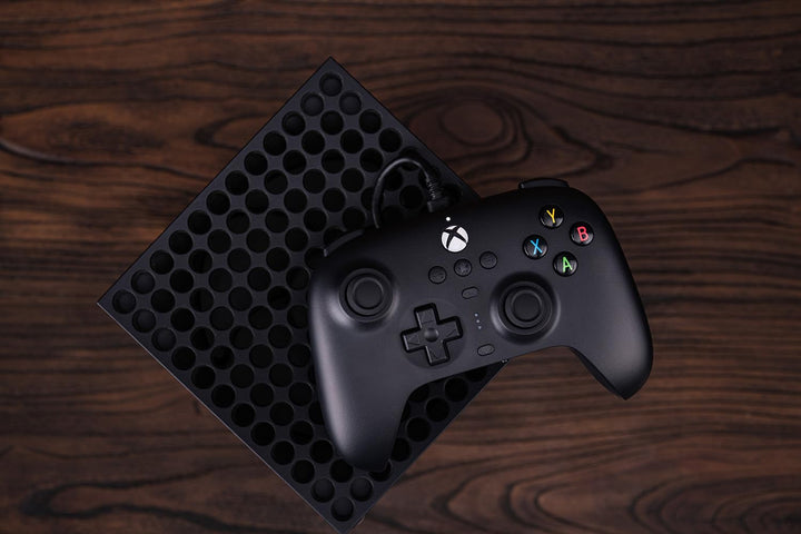 8Bitdo Ultimate Wired Controller for Xbox, Hall Effect Joystick Update, Compatible with Xbox Series