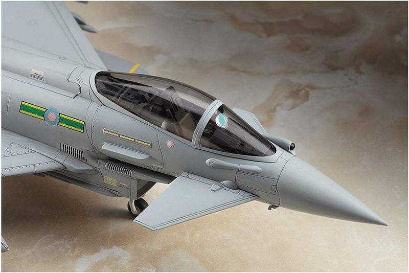 Hasegawa E40-1/72 Eurofighter Typhoon Single Seater, Mittel