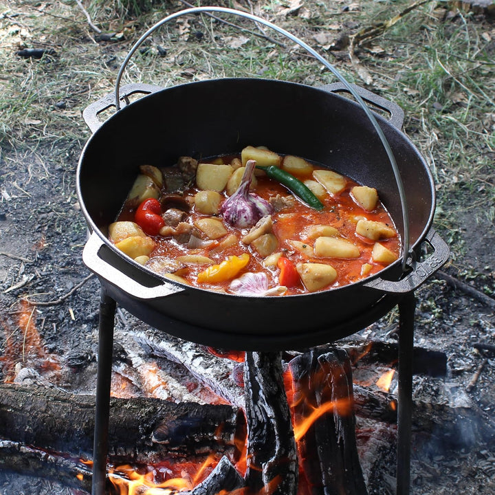 4BIG.fun Schwenktopf Kazan 8 L Camping Gusseisen mit Bügel und Deckel + Schaumkelle Bräter Tatarskij