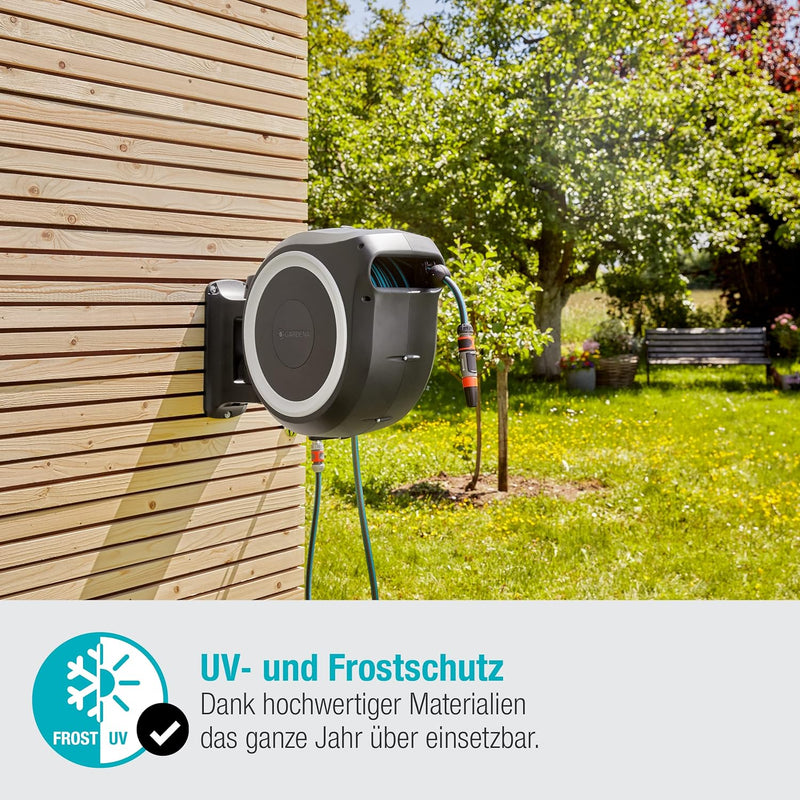 Gardena Wand-Schlauchbox RollUp L (weiss) 30 m: flexible Bewässerung für grosse Gärten, Schwenkbare