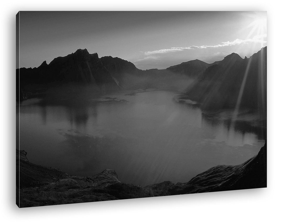 deyoli Berglandschaft mit schönem Sonnenuntergang Effekt: Schwarz/Weiss im Format: 100x70 als Leinwa