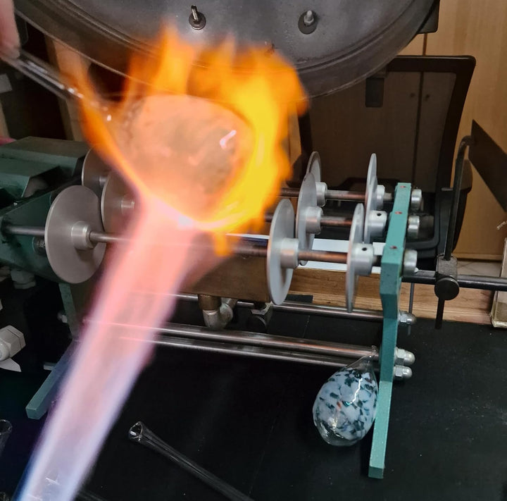 Lauschaer Glas Ostereier aus Glas mit Granulat verschiedene Grössen und Sets mundgeblasen handgeform