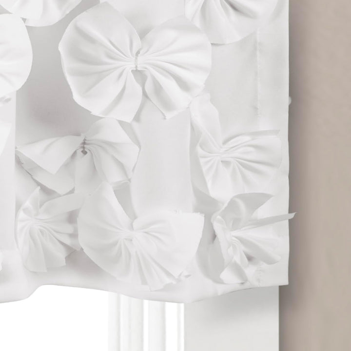 Lush Decor Riley Fenstervorhang, 1 Stück, Polyester, Weiss/opulenter Garten, Valance Weiss/Opulenter