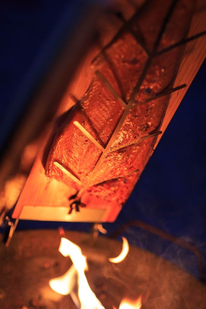 Flammlachsbrett Räucherbrett Lärche 2er Set klein - Top geeignet als Party Geschenk