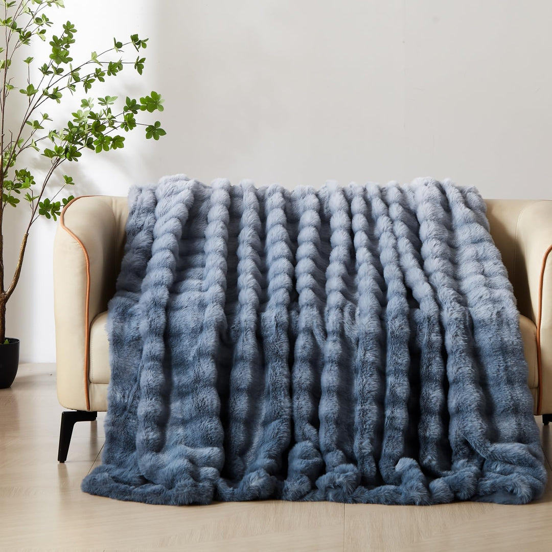 Kuscheldecke Farbverlauf Blau Graublau Weiss 220×240cm Flauschig Warm Weich Dick Sofadecke Couchdeck