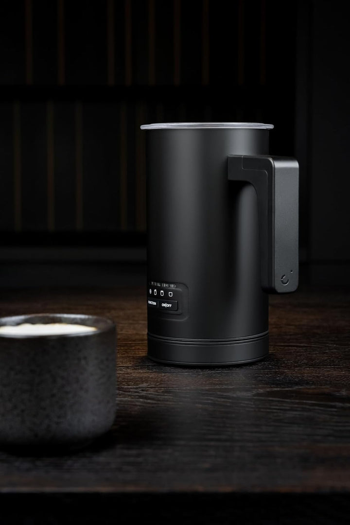 Milchaufschäumer elektrisch – 4-in-1: Warmer &amp; Kalter Milchschaum, Aufwärmen, 360°-Basis, 500W, Edel