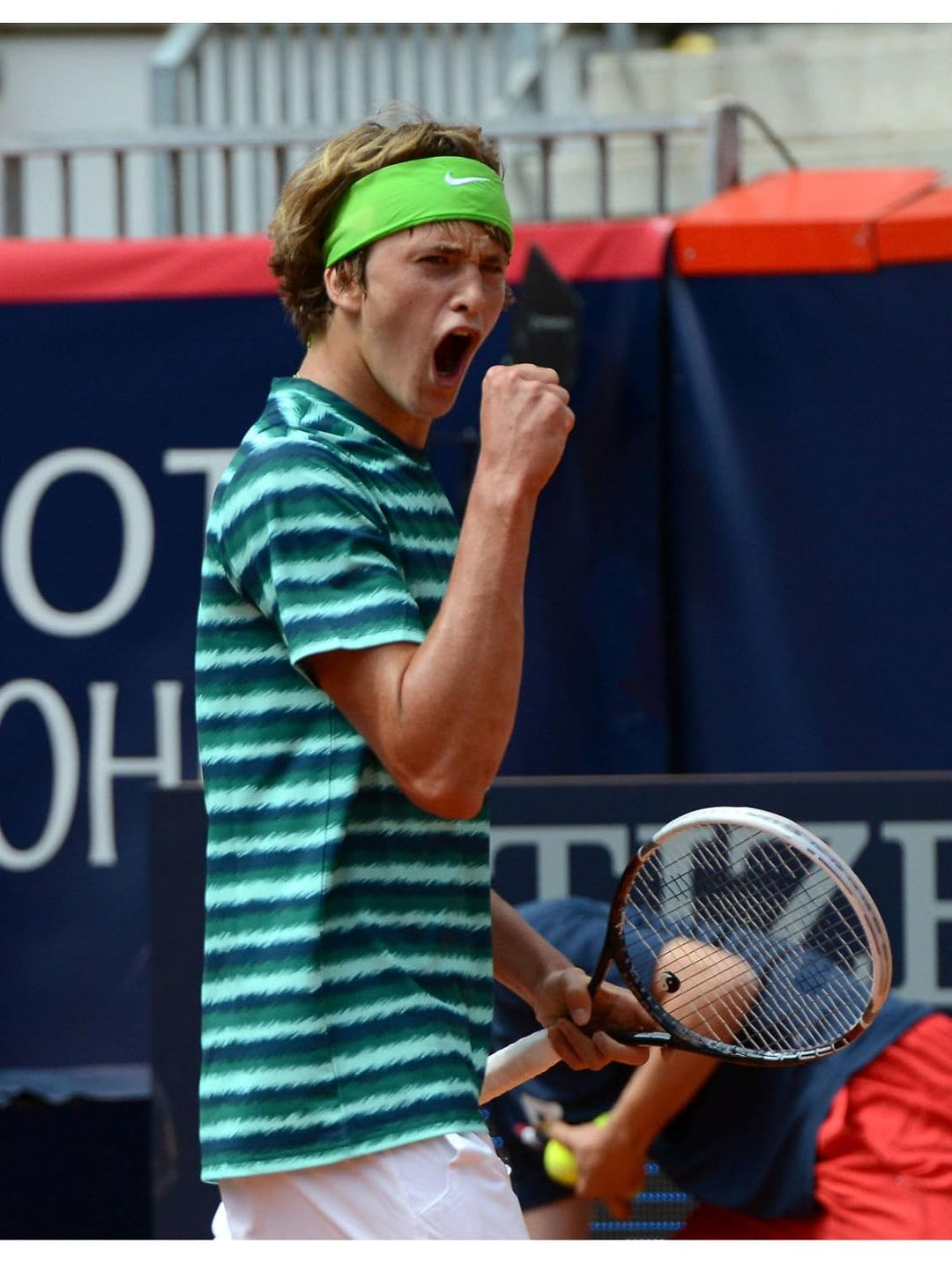 Die illustrierte Biografie über Alexander Zverev: Komplett in Farbe, Taschenbuch