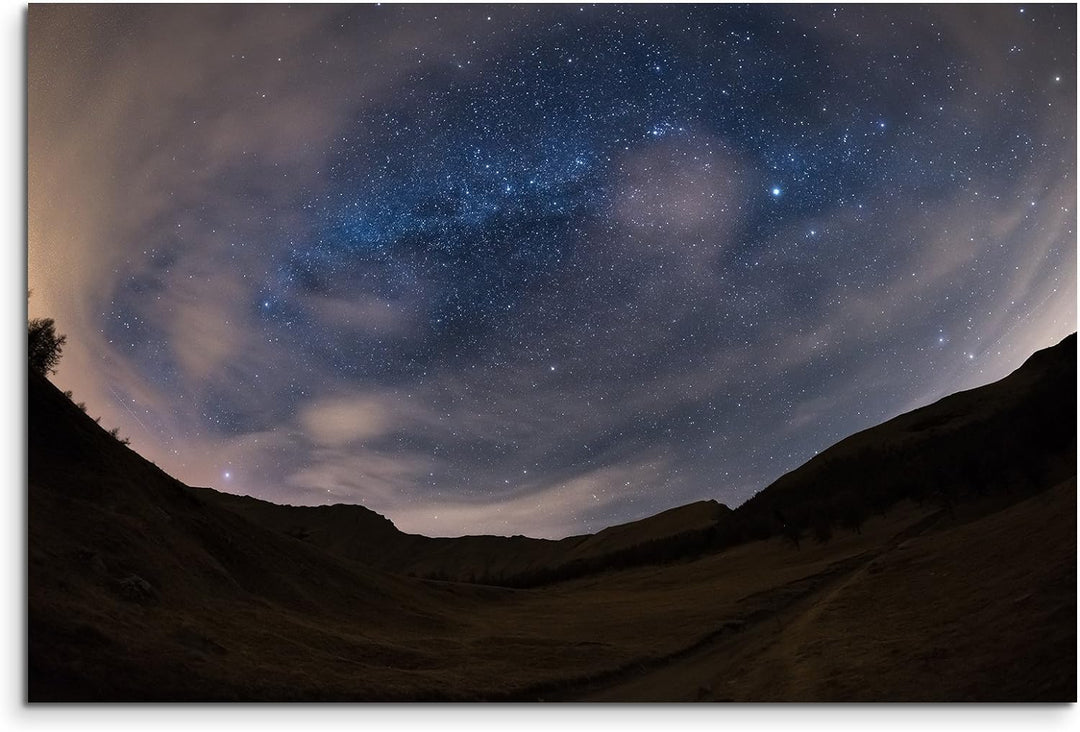 Paul Sinus Art XXL Fotoleinwand 120x80cm Landschaftsfotografie – Milchstrasse über den Alpen auf Lei