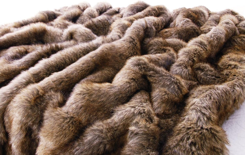 Felldecke Otter als Fellimitat in 5 Grössen Webpelzdecke Kuscheldecke Tagesdecke oder Fellkissen (24