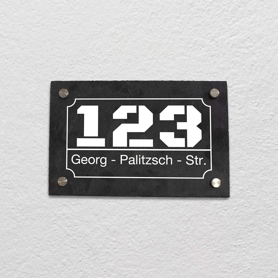 wandmotiv24 Personalisierte Hausnummer Hausnummernschild aus Naturstein Schiefer, auf Schiefertafel,