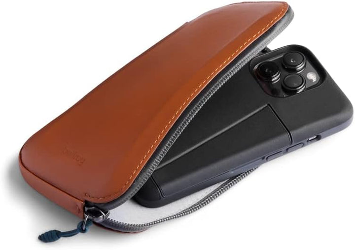 Bellroy All-Conditions Phone Pocket Plus - Bronze, Bronze