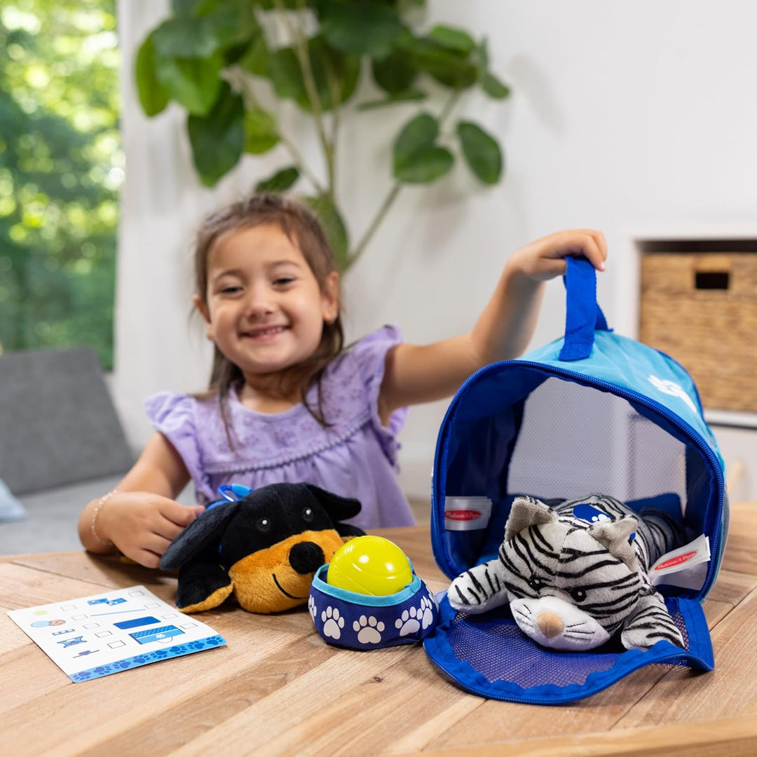 Melissa & Doug Tote & Tour Pet Travel Play Set , Pretend Play , Play Set , 3+ , Gift for Boy or Girl
