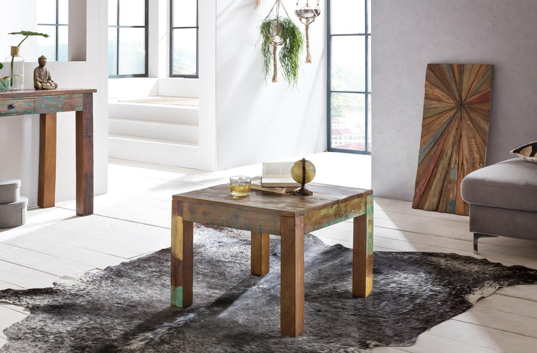 KADIMA DESIGN Rustikaler Couchtisch: Recyceltes Mango-Holz, Shabby-Chic-Design, robust, Klarlack-Bes