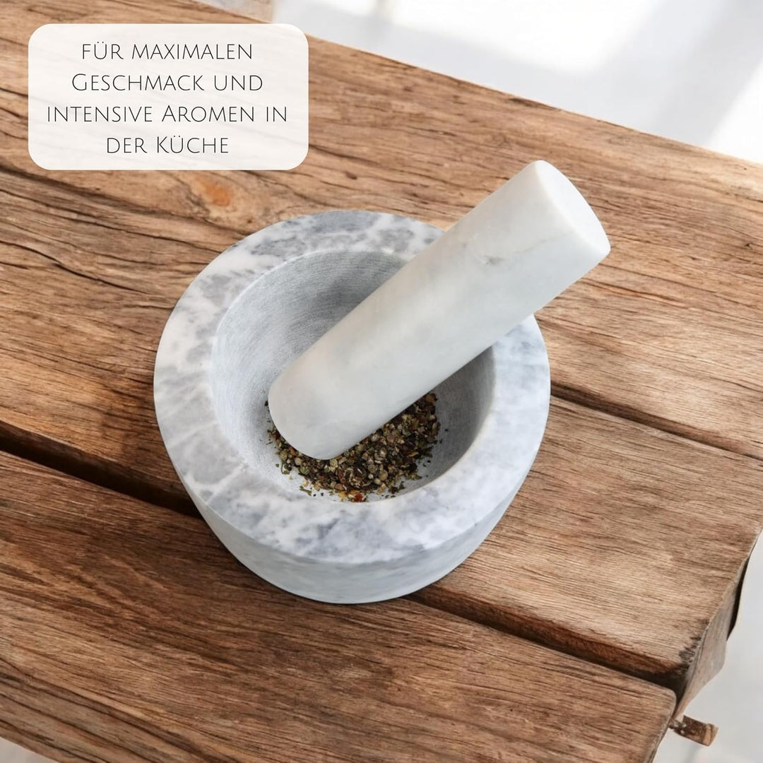 MOON HOME Mörser mit Stössel - Meteor white, aus weissem Marmor/Stein, Hochwertiger Steinmörser für