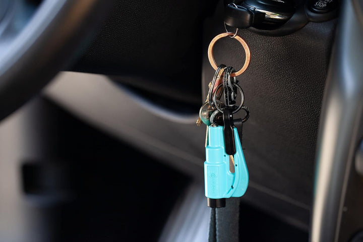 resqme Das Original Notfall-Schlüsselanhänger-Auto-Fluchtwerkzeug, 2-in-1-Sicherheitsgurtschneider u