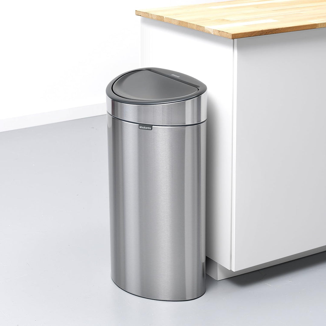Brabantia Touch Bin New mit herausnehmbaren Kunststoffeinsatz, 40L, Edelstahl, matt steel fingerprin