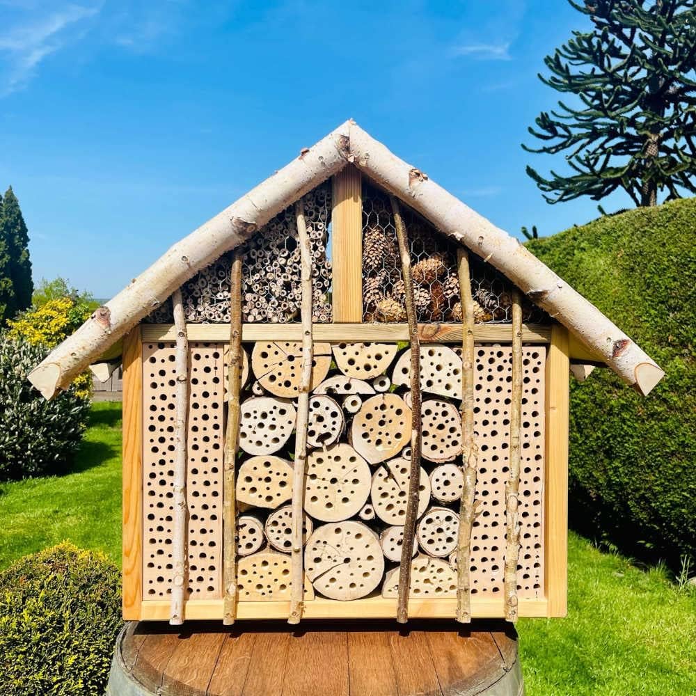 DARLUX handgefertigtes exclusives Insektenhotel XXL Wildbienen-Nisthilfe I nach NABU Empfehlung I 26