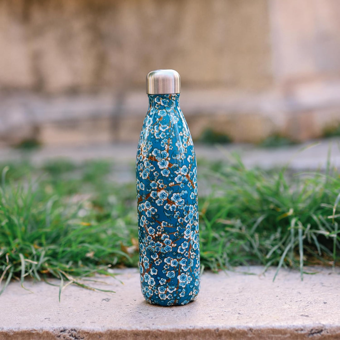 QWETCH - Isothermische Originals Flasche - Flowers Blau 750ml - Nomadische Edelstahlflasche - 24h Ka