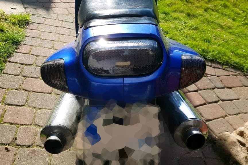 AVDB Motorrad Rücklicht, Stop LED, kompatibel mit Kawasaki ZZR 600 ZX600E 1993-2005 (Rauchschwarz)
