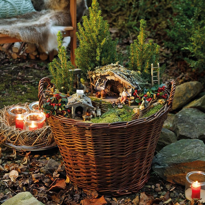 FADEDA Backhaus Gross mit Licht/Höhe:11 cm/handbemalt/detailgetreue Krippen Figuren - Weihnachten Ti