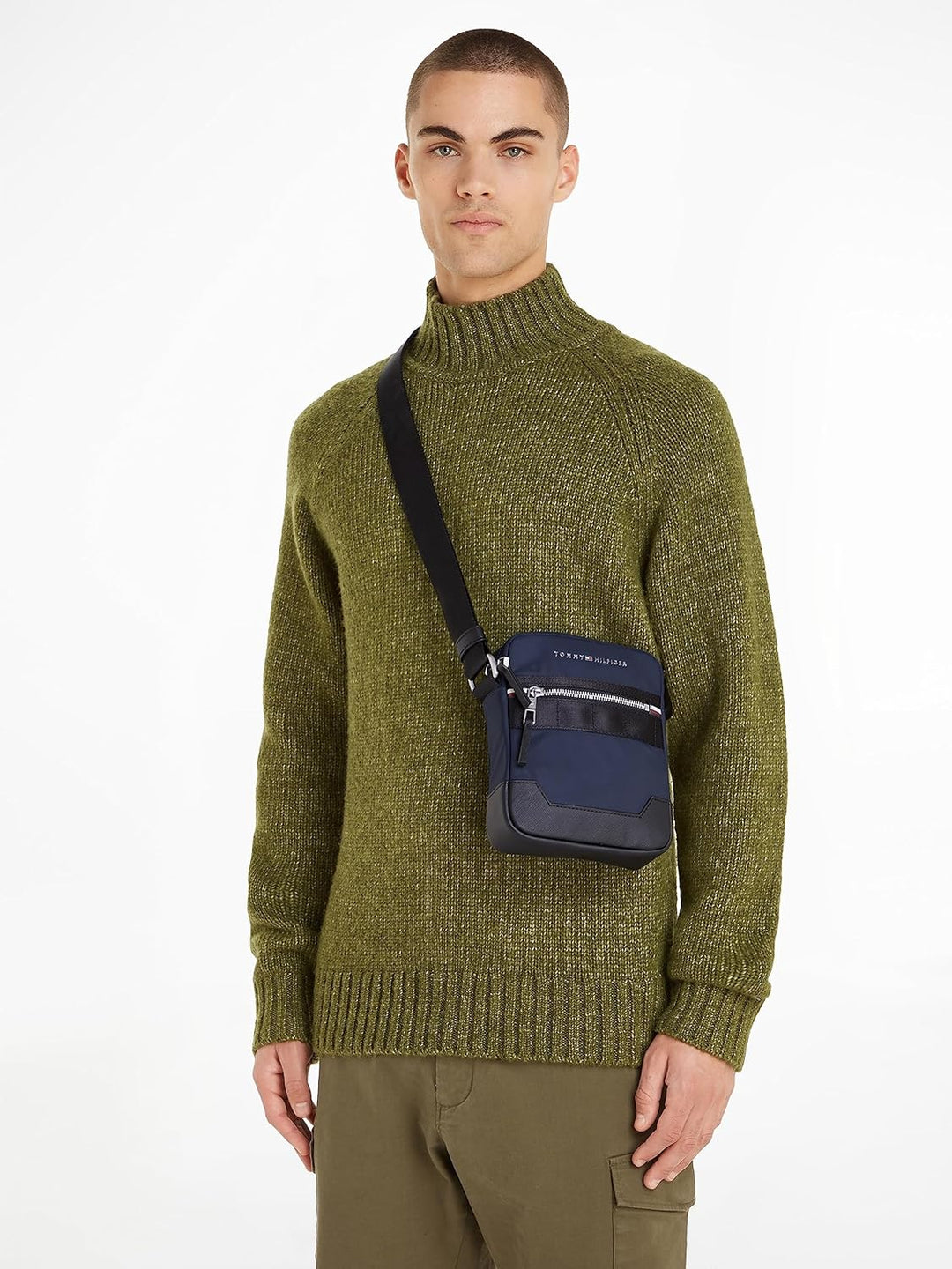 Tommy Hilfiger Herren Umhängetasche Elevated Nylon Reporter mit Reissverschluss Space Blue, Space Bl