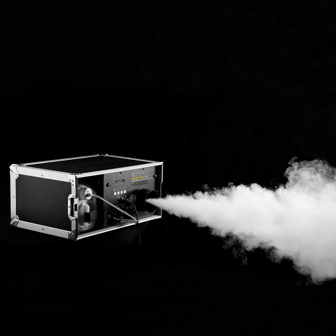 Cameo INSTANT FOG 1700 T PRO, Touring-Nebelmaschine mit 1.700 W Heizleistung