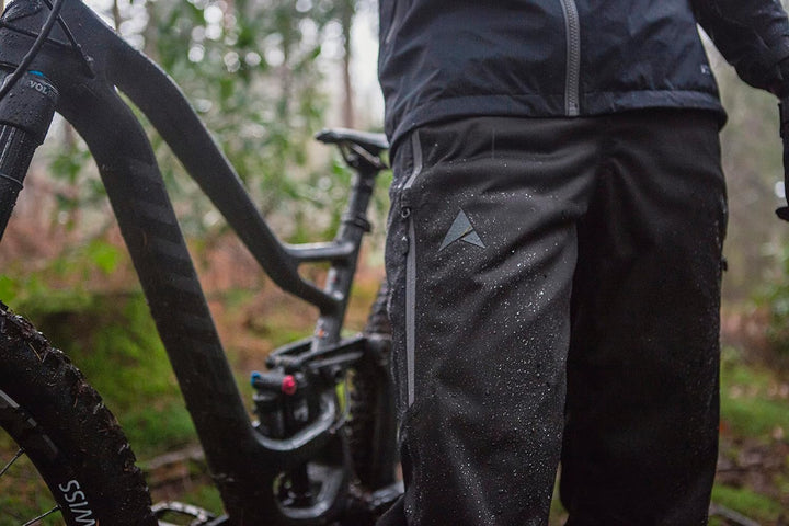 Altura Herren Esker Trail Wasserabweisende Mountainbike-Hose – Schwarz – Grösse M Schwarz M, Schwarz
